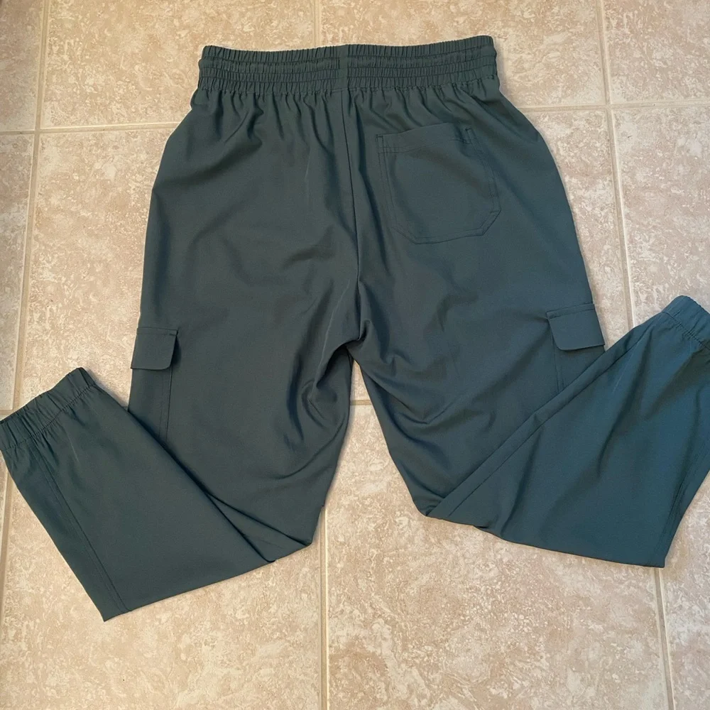 NWOT Old Navy Three-Pack Cargo Joggers in Teal, Black & Navy - Picture 3 of 7